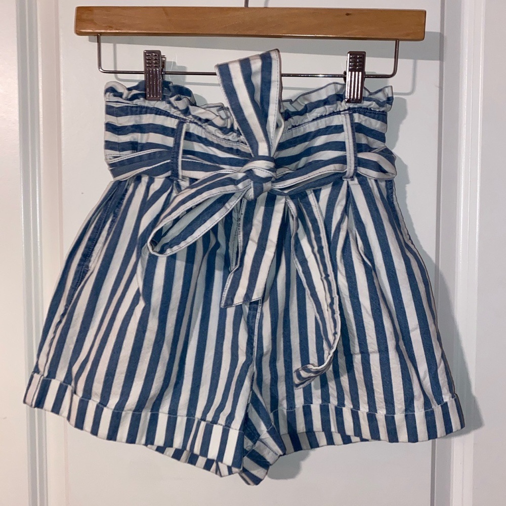 Forever 21 blue and white paper bag short